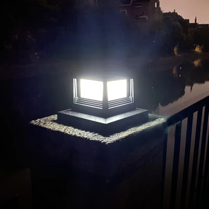 New Design Square Shape Led Pillar Lamp Solar Post Pillar Light Fits 4x4, 5x5 or 6x6 Wooden Posts Outdoor for Garden Fence