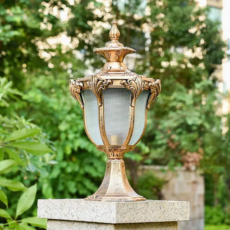 Vintage Retro IP44 Aluminum Lantern Patio Post Light Rustproof Pillar Lights IP65 Victoria Glass Style Column E27 Waterproof LED