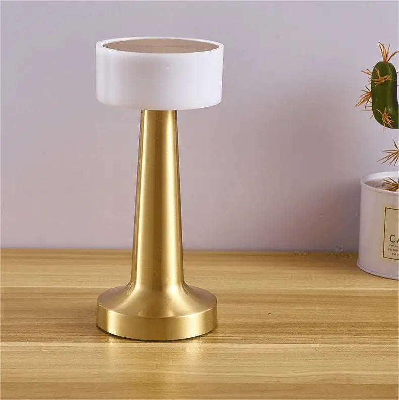 Hot Selling Modern Nordic Metal Gold LED Dining Table Lamp Round Shade Bedroom Bedside Lamps with Rechargeable Power Supply