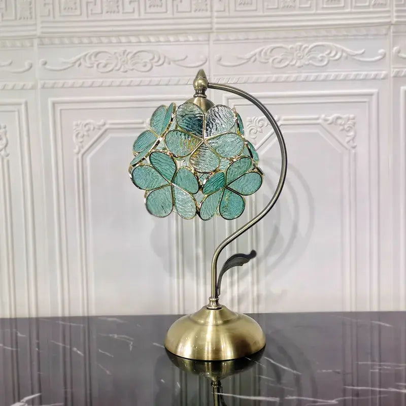 Postmodern Luxury Copper Table Lamp Retro Glass Flower Modern Reading Light Bedroom Custom Packing Crystal Metal Hotel AC 90V
