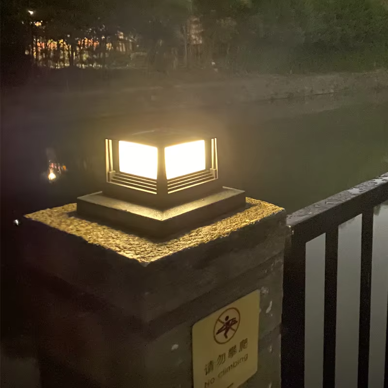 New Design Square Shape Led Pillar Lamp Solar Post Pillar Light Fits 4x4, 5x5 or 6x6 Wooden Posts Outdoor for Garden Fence