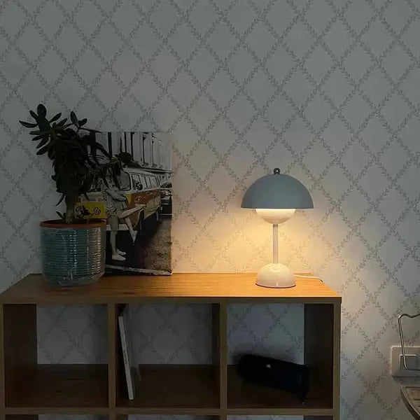 Luxury Modern Cordless Smart Wireless LED Night Light Rechargeable Table Lamp Bedroom Restaurant Decor Electric Battery Indoor