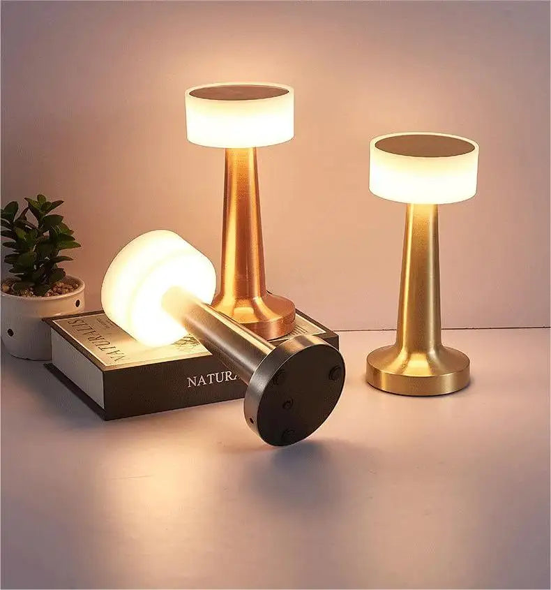 Hot Selling Modern Nordic Metal Gold LED Dining Table Lamp Round Shade Bedroom Bedside Lamps with Rechargeable Power Supply