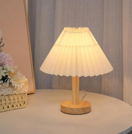 Modern Retro Pleated Bedroom Table Lamp with Wooden Base Rechargeable 5V AC Power Cloth Folding Lampshade Reading Table Light