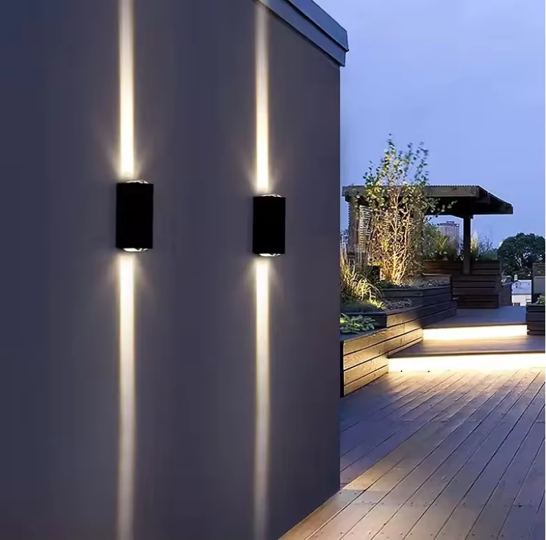 Outdoor Wall Light LED Waterproof Villa Courtyard Lighting with Aluminum Base Modern High Quality Black Garden 220V