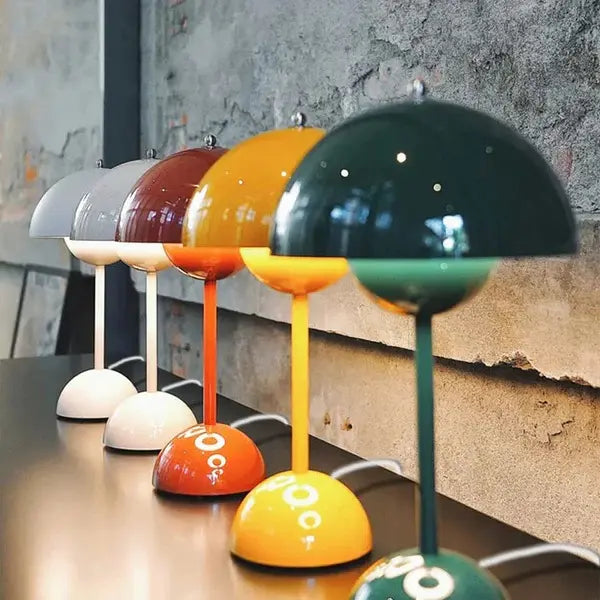 Luxury Modern Cordless Smart Wireless LED Night Light Rechargeable Table Lamp Bedroom Restaurant Decor Electric Battery Indoor
