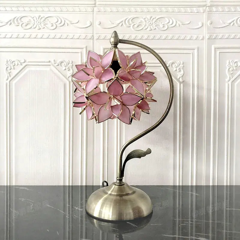 Postmodern Luxury Copper Table Lamp Retro Glass Flower Modern Reading Light Bedroom Custom Packing Crystal Metal Hotel AC 90V